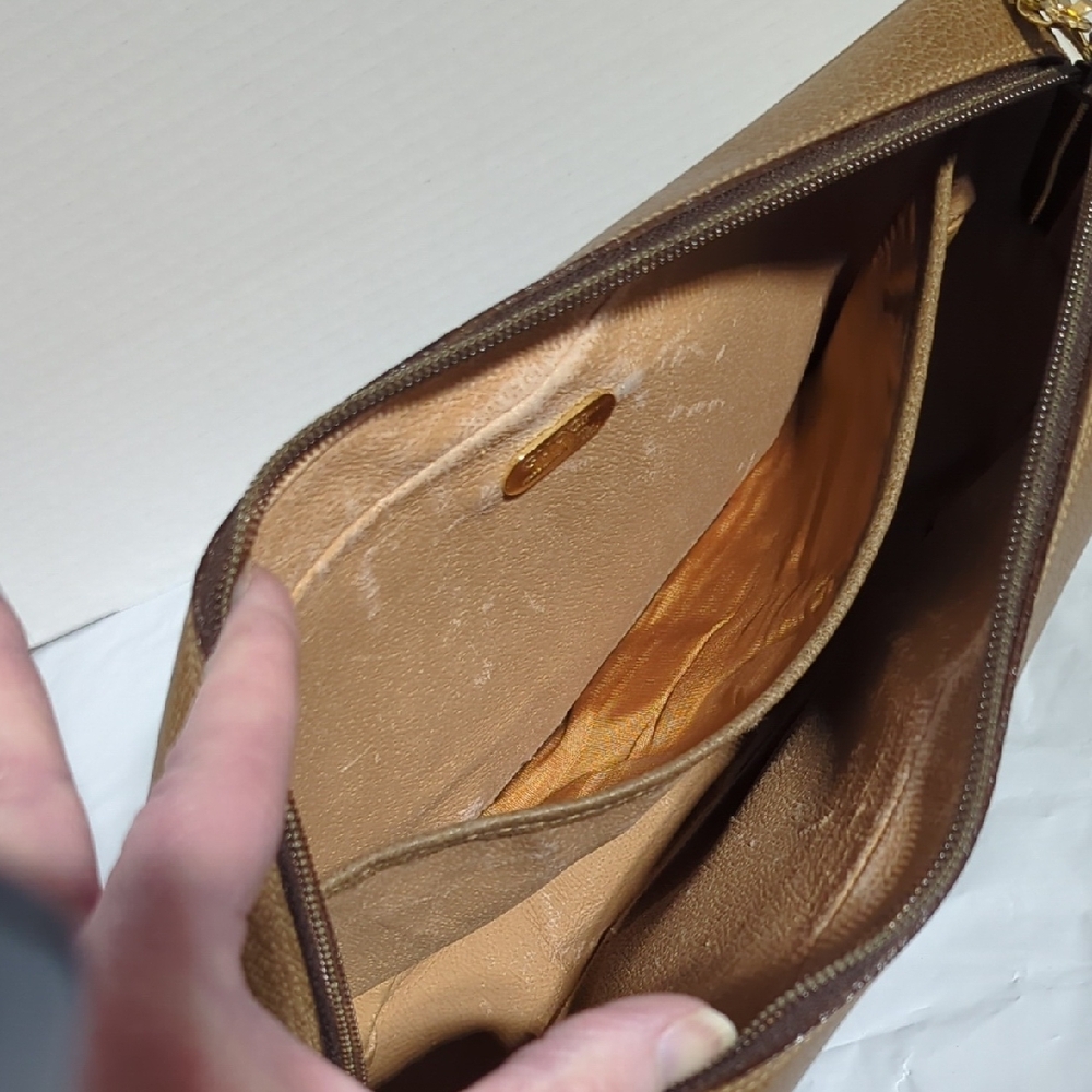 Gucci Brown and Tan Clutch - Picture 9 of 10